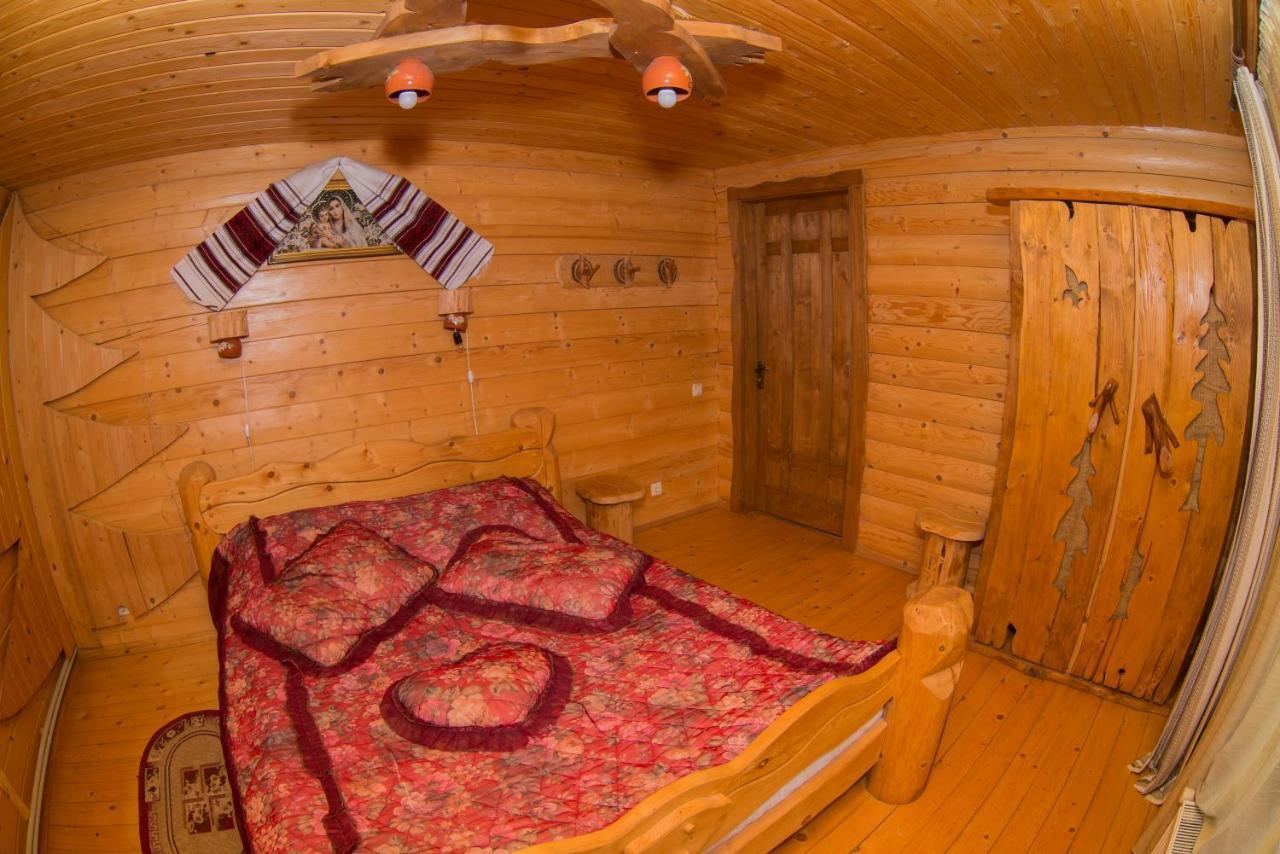 Садиба Вежа Verkhovyna Esterno foto