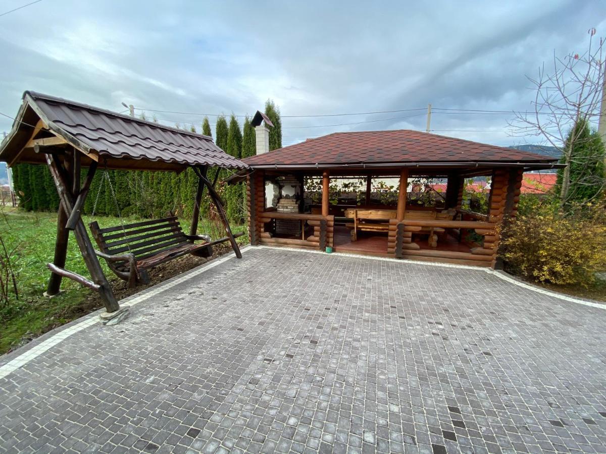 Садиба Вежа Verkhovyna Esterno foto