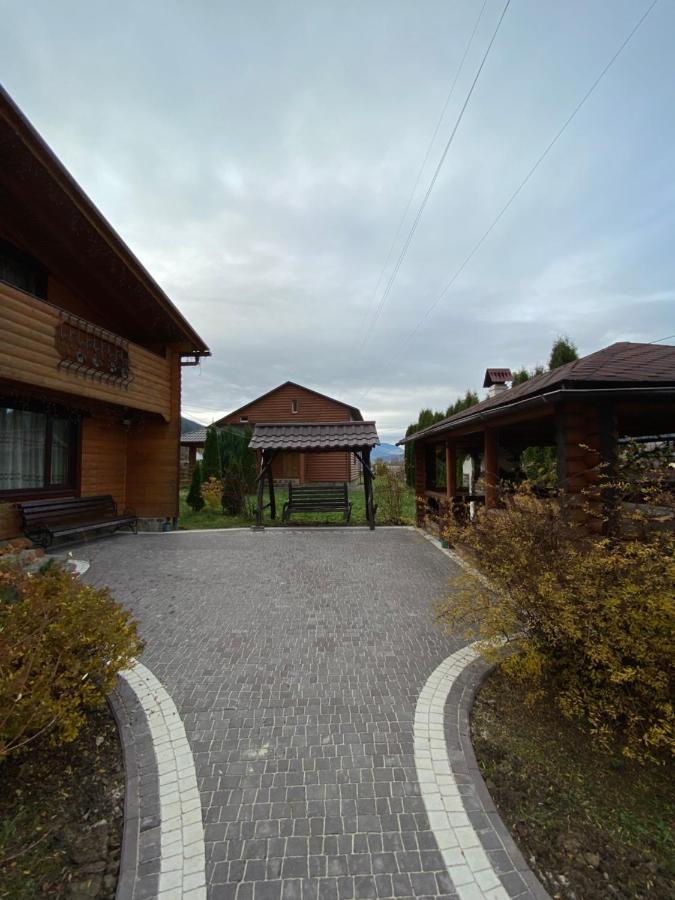 Садиба Вежа Verkhovyna Esterno foto